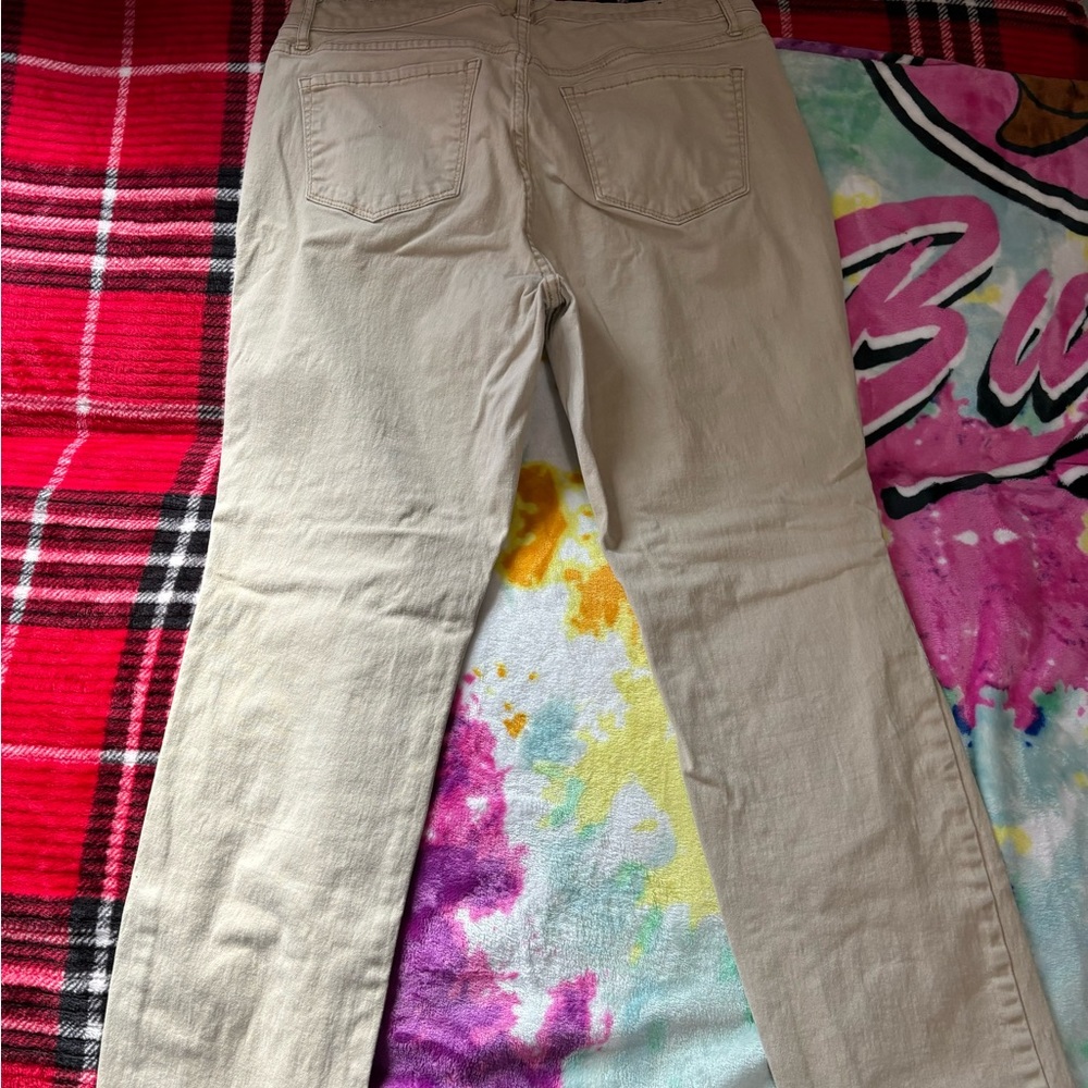 Champs Women’s Khaki